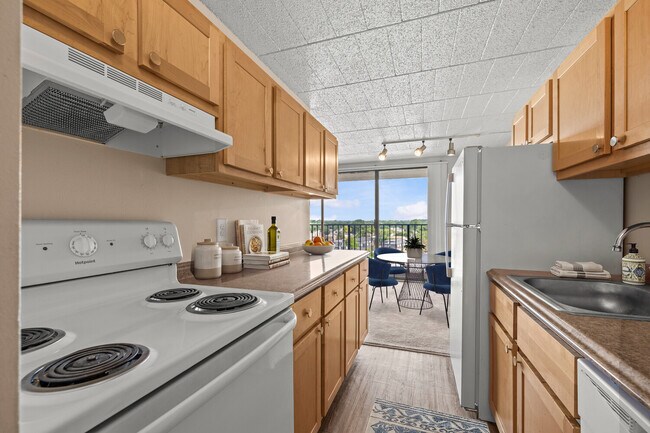 Foto del edificio - Solaire Senior Living
