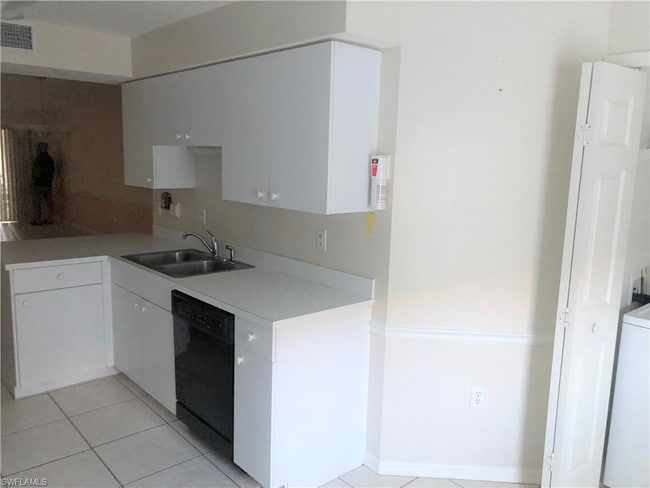 Foto del edificio - 28750 Diamond Dr