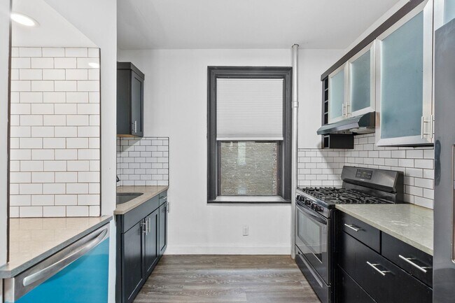 Building Photo - 275 Harrison Ave