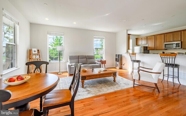 Foto del edificio - 310 Katie Ln