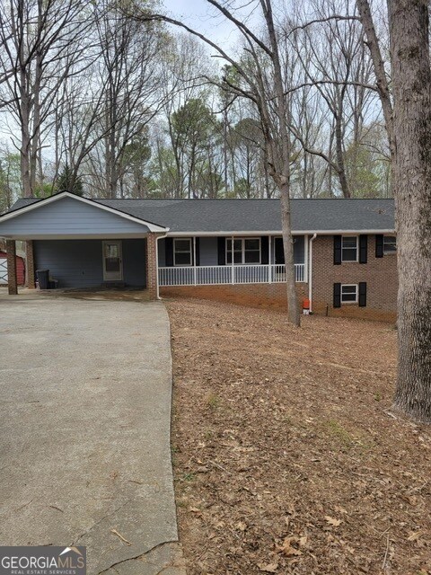Building Photo - 3370 Westbrook Rd