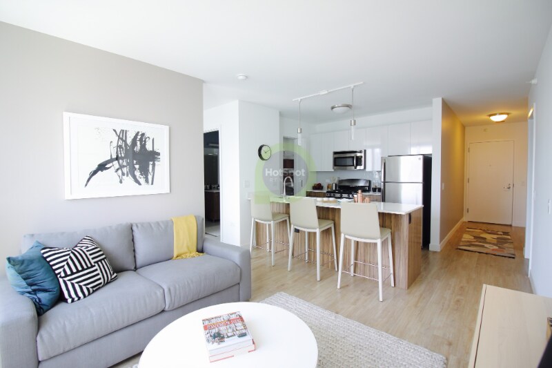 Foto principal - 430 N Orleans St