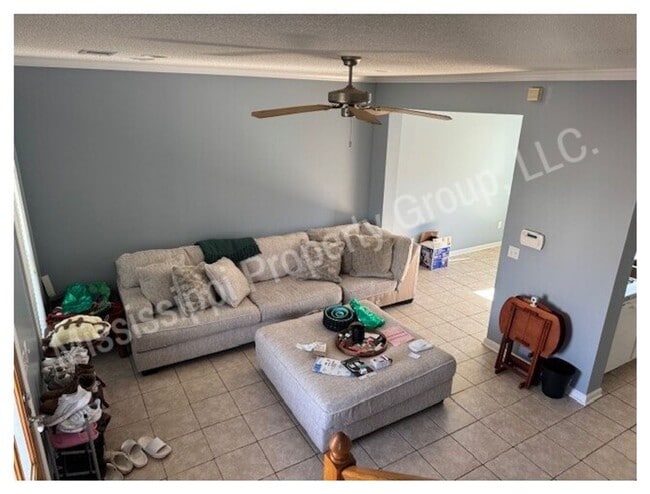 Building Photo - 2BR/2.5BA FOR RENT