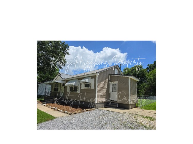 Building Photo - 613 Hill St