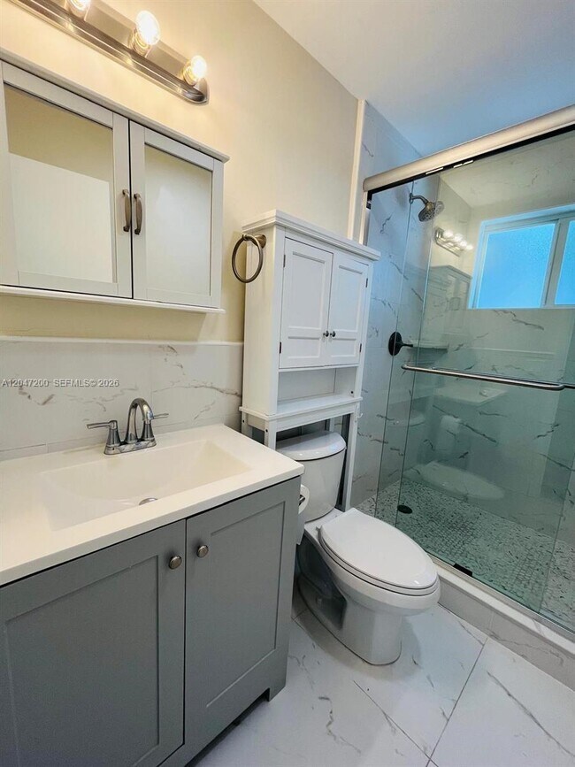 Foto del edificio - 2500 NW 9th Ln