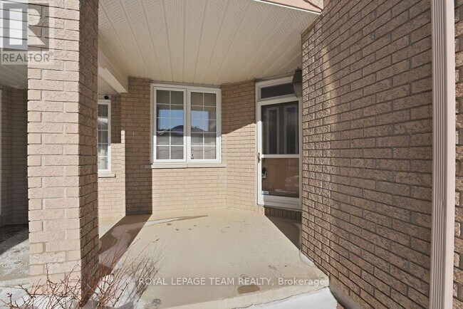 Photo du bâtiment - 1633 Marley Crescent