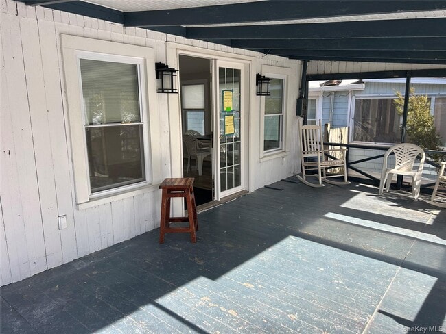 Foto del edificio - 7 Cedar Ave