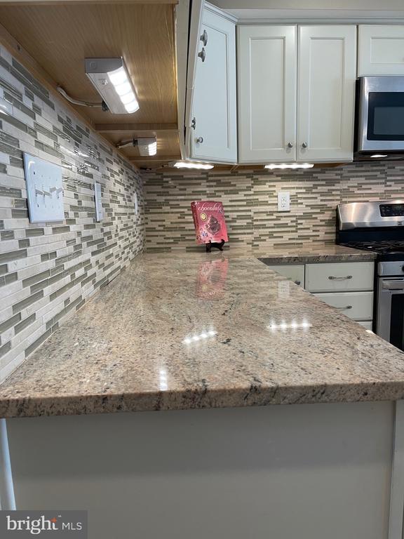 Building Photo - 243 G St SW