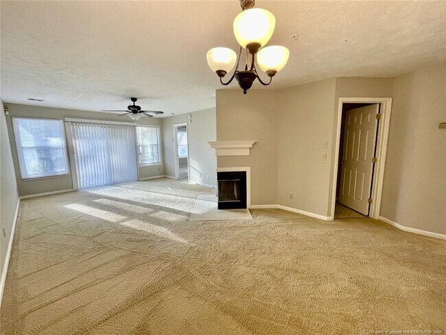 Building Photo - 6724 Willowbrook Dr