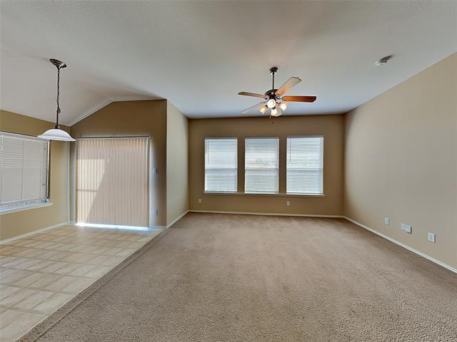 Building Photo - 645 Chalk Knoll Rd