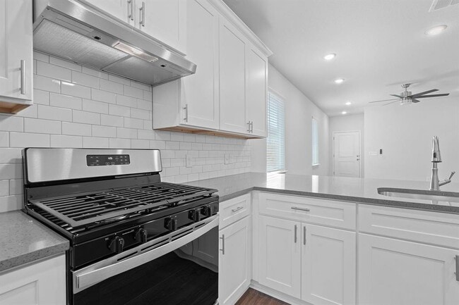 Building Photo - 6349 Marsh Ln