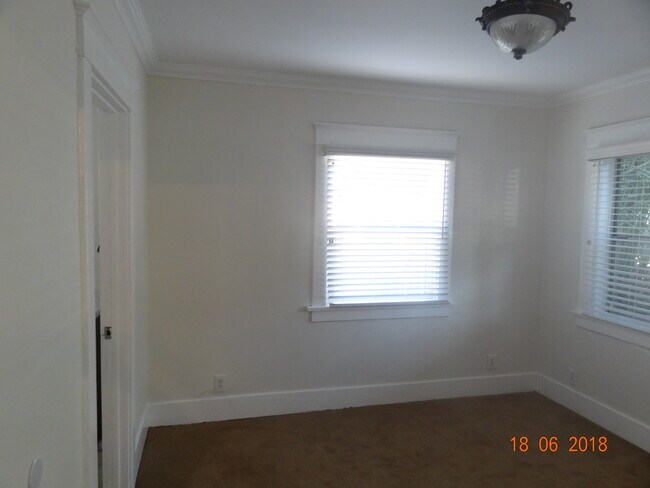 Dormitorio n.º 1 - 621 W Queen St