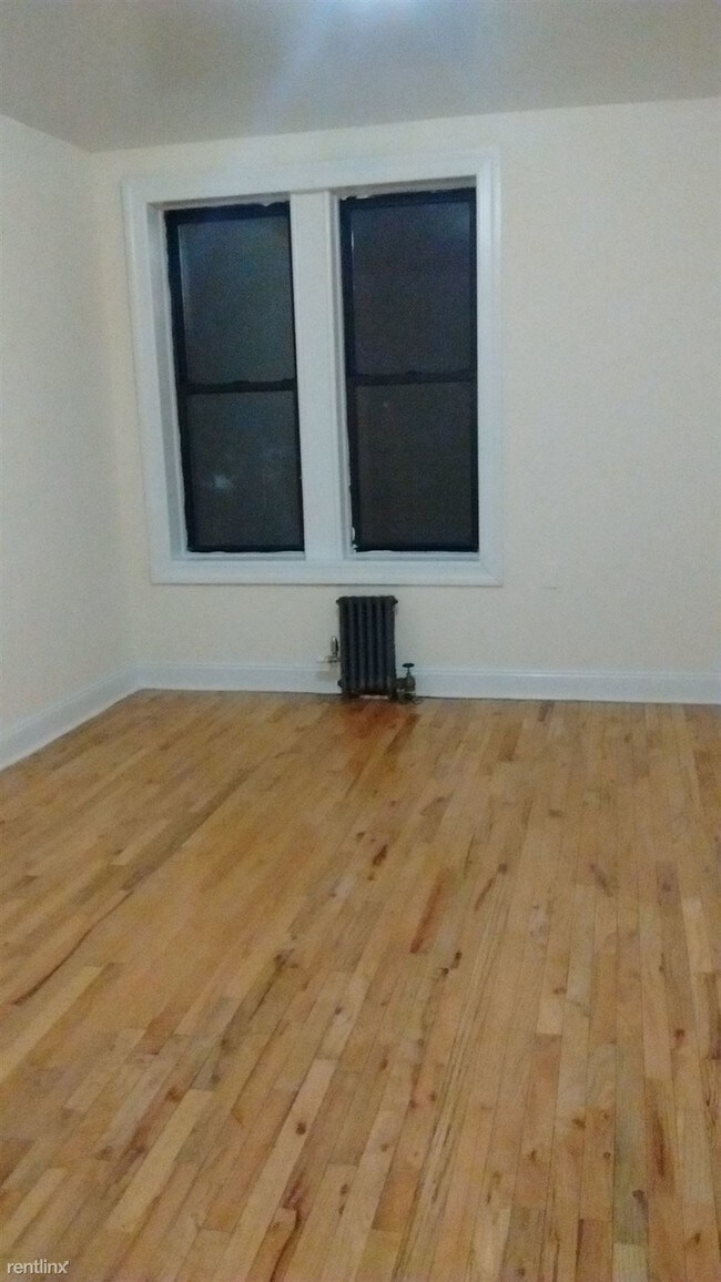 Building Photo - 2 br, 1 bath  - 700 W 176th St