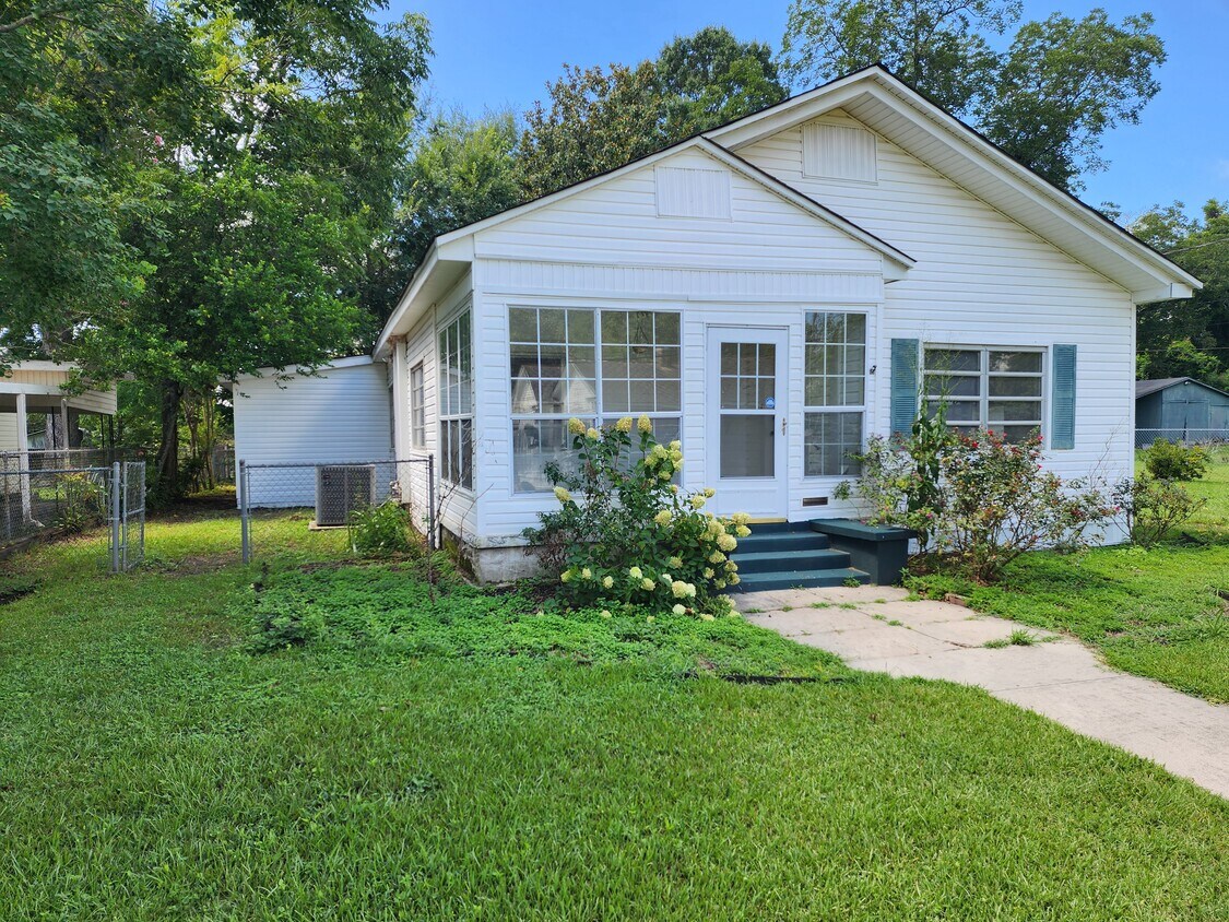 Foto principal - 404 Dubose St
