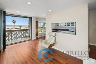 Building Photo - 5155 W Point Loma Blvd
