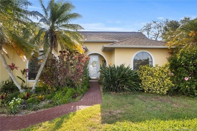 Foto del edificio - 2542 SW Kensington St