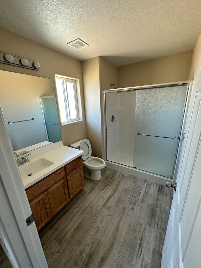Foto del edificio - NEW CONSTRUCTION 3 BEDROOM RENTAL HOME!