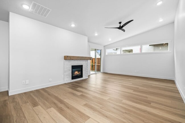 Building Photo - Stunning New Construction by Biltmore | El...