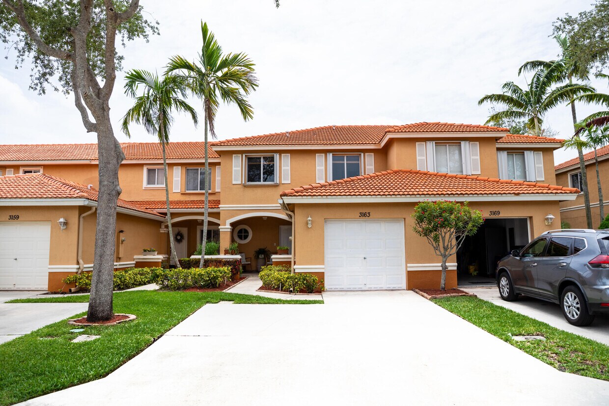 Foto principal - 3163 Osprey Ln