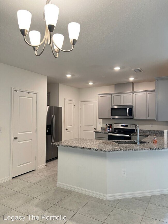 Building Photo - 3 br, 2.5 bath House - 2359 Hollyberry Way