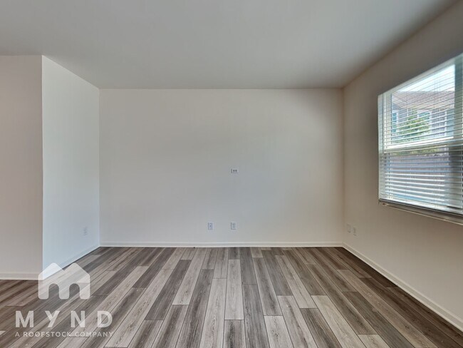 Building Photo - 1496 Madison Way