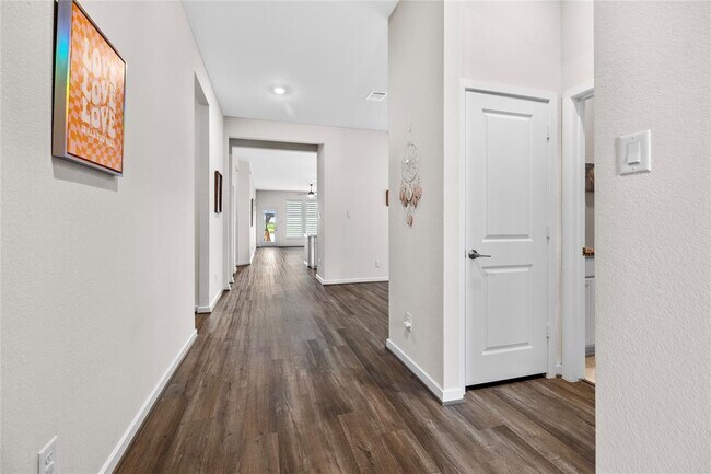 Foto del edificio - 18103 Grand Vista Hills Ln