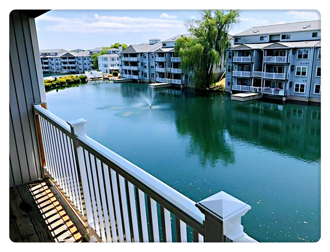 1607 Waters Edge Dr, Newark, DE 19702 Condo for Rent in Newark, DE