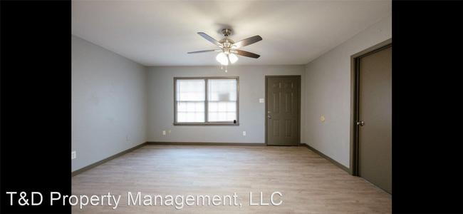 Building Photo - 4 br, 2 bath House - 1817 East 1st Place