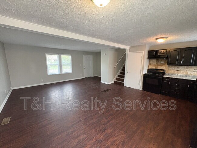 Building Photo - 8124 Crousore Rd