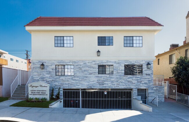 Foto del edificio - 544 E Tujunga Ave