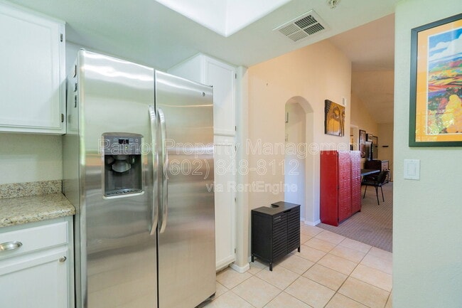 Building Photo - 6885 E Cochise Rd