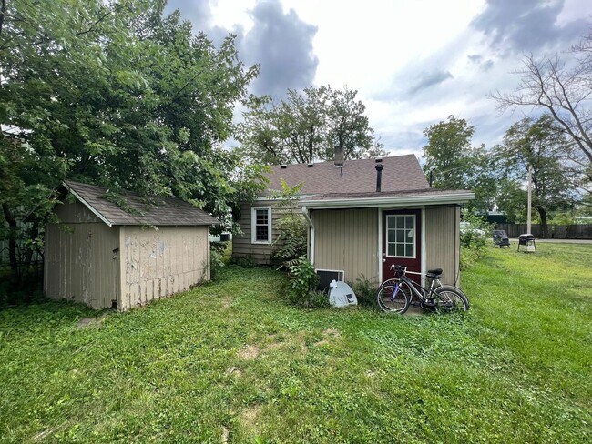 Building Photo - Close to McGalliard