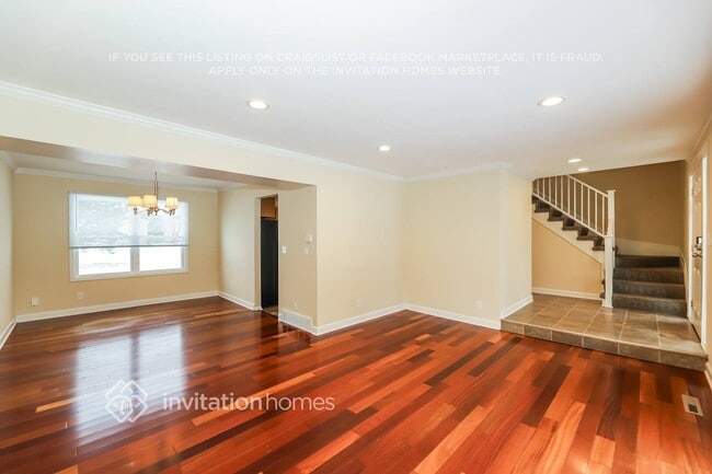 Foto del edificio - 1248 Rosewood Ln