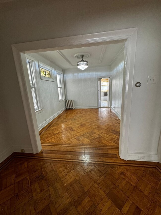 Foto del edificio - 76 W 45TH St