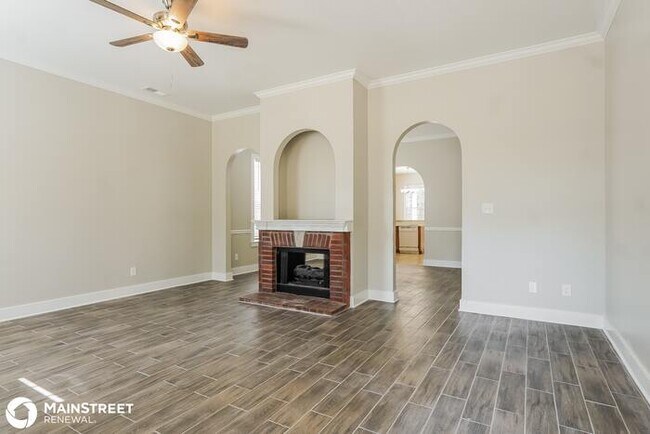 Building Photo - 4579 Clubview Dr, Bessemer, AL 35022