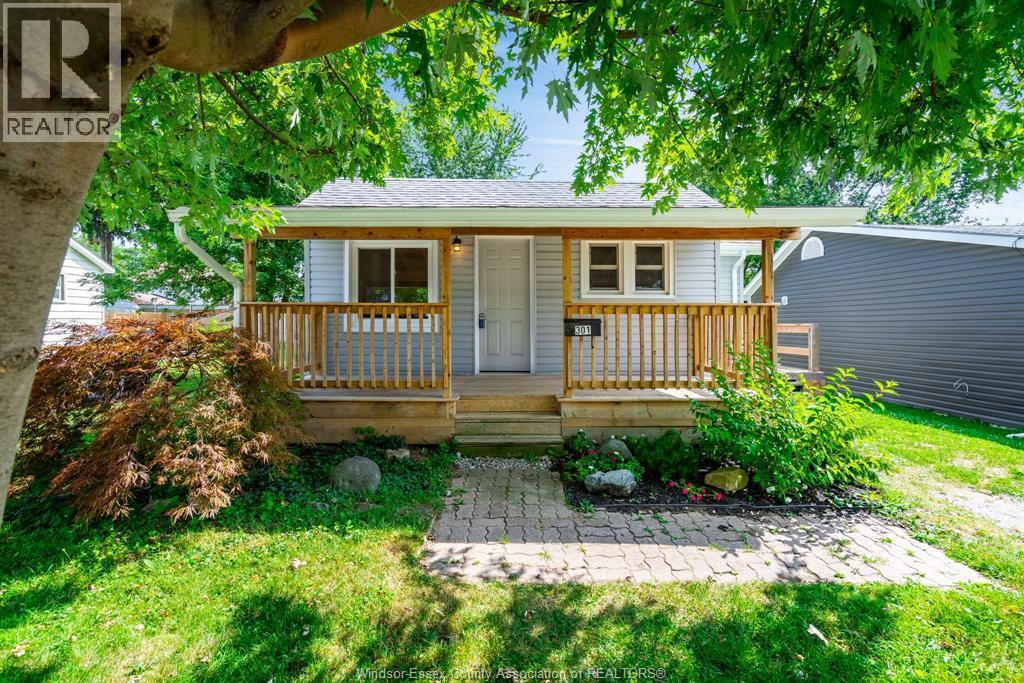 Primary Photo - 301 Erieview Dr