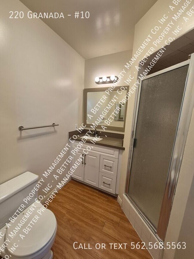 Foto del edificio - 220 Granada-#10