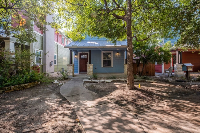 Building Photo - 4112 Scales St