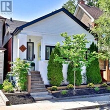 Building Photo - 20 Amroth Ave