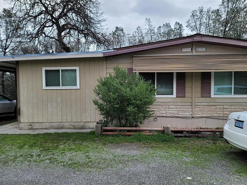 Primary Photo - 15842 Sutter Ct