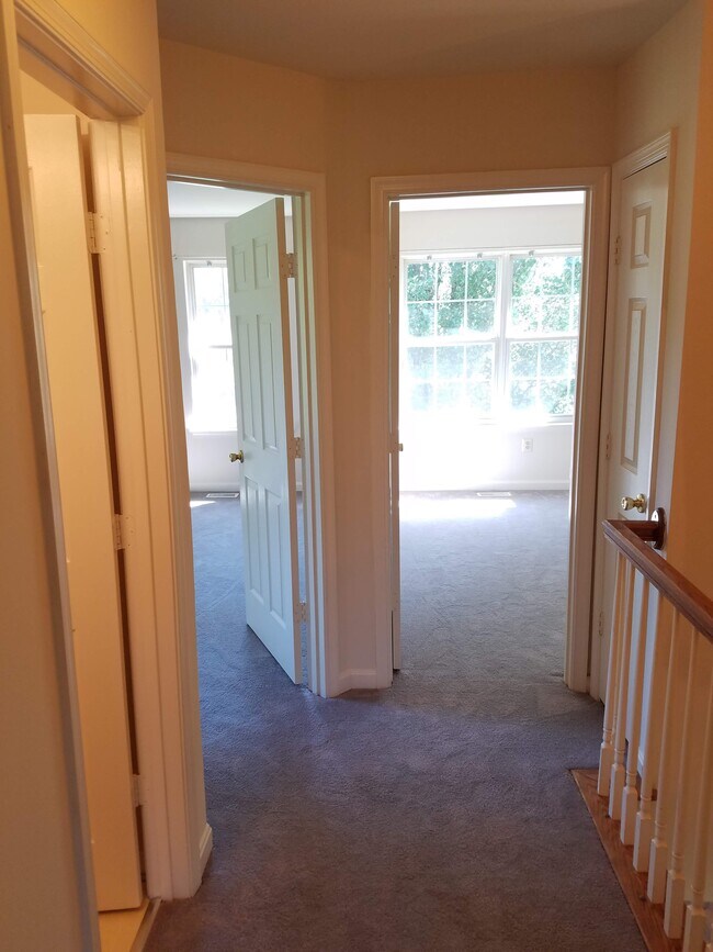 Building Photo - 22092 St Inigoes Ct