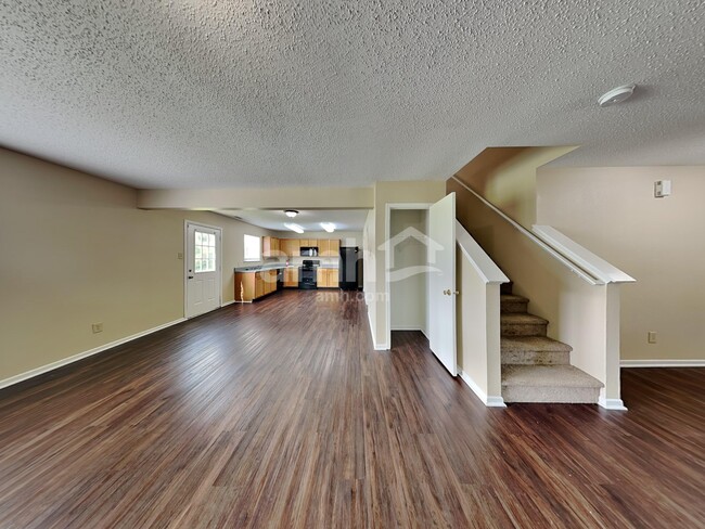 Building Photo - 6839 W Stansbury Blvd