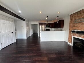 Building Photo - 270 3rd St