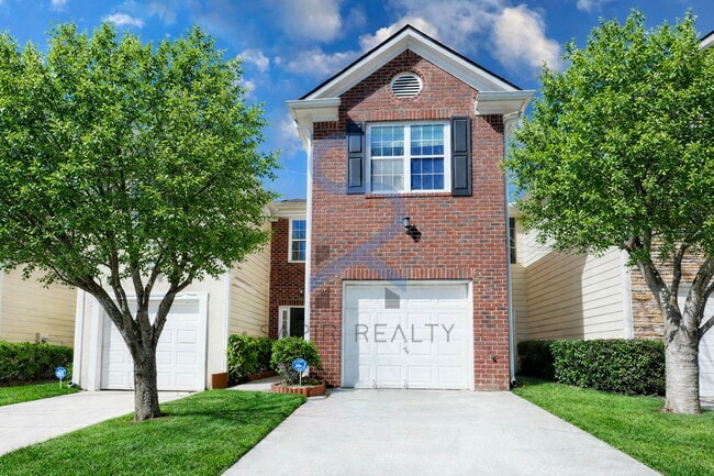 Building Photo - Freshly Updated & Pet-Friendly – Refined 2BR/2.5BA at Biltmore Trace