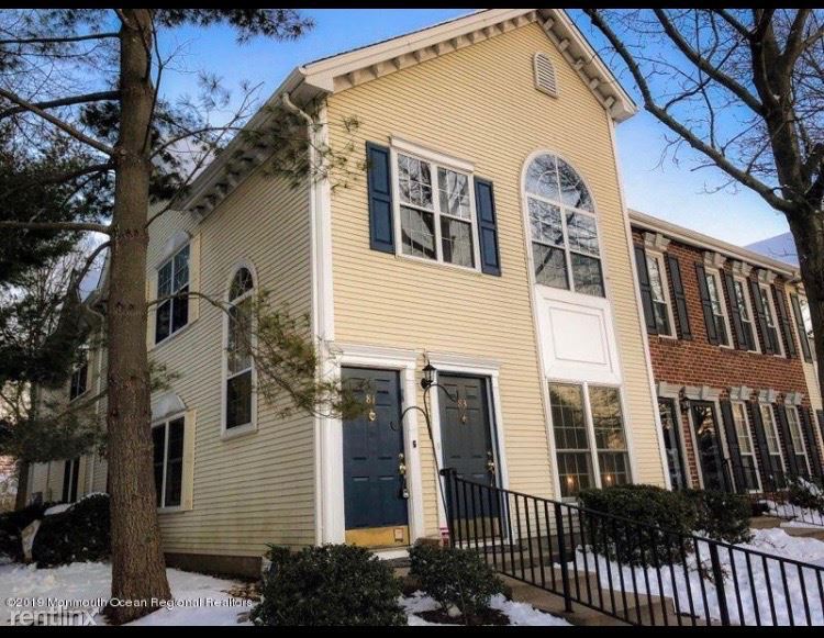 Foto principal - 2 br, 2 bath Condo - 81 gregory Lane