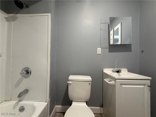 Foto del edificio - 11205 Notre Dame Ave