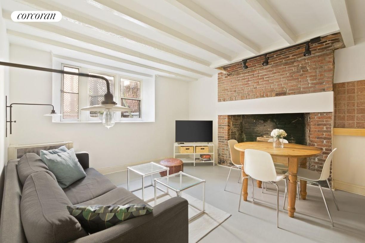 Foto principal - 82 Willow St