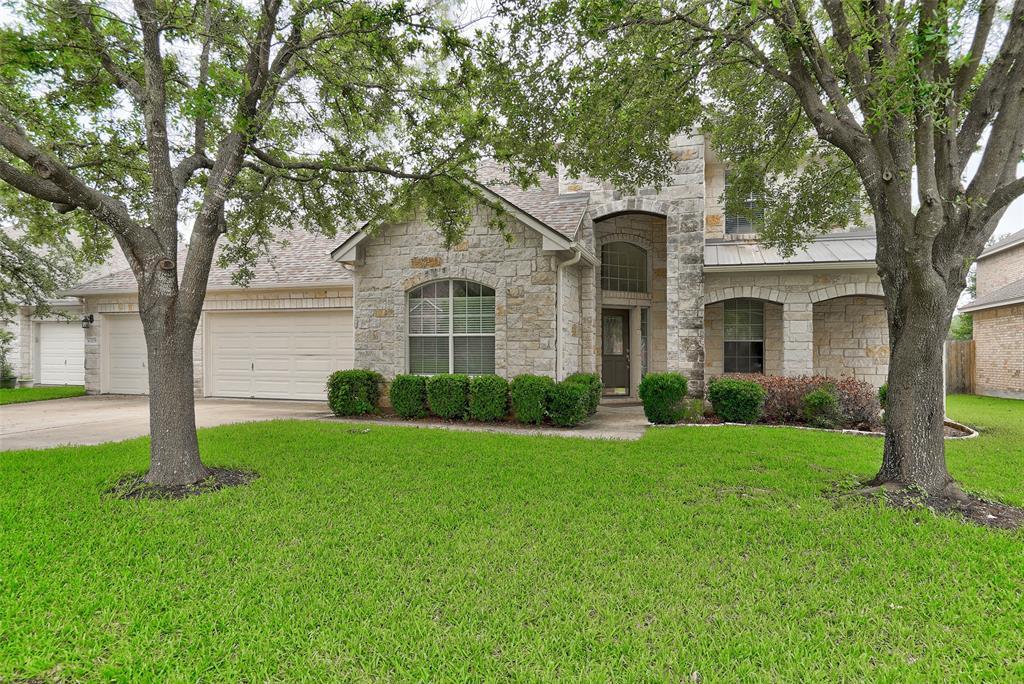 Foto principal - 3129 Goldenoak Cir