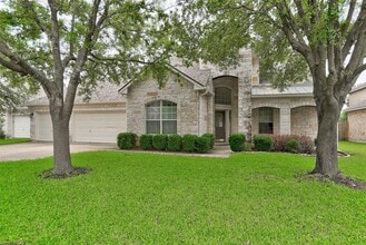 Building Photo - 3129 Goldenoak Cir