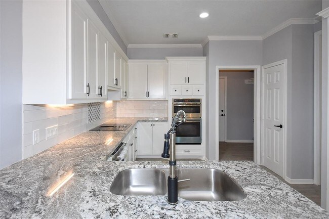 Building Photo - 15731 Tanya Cir